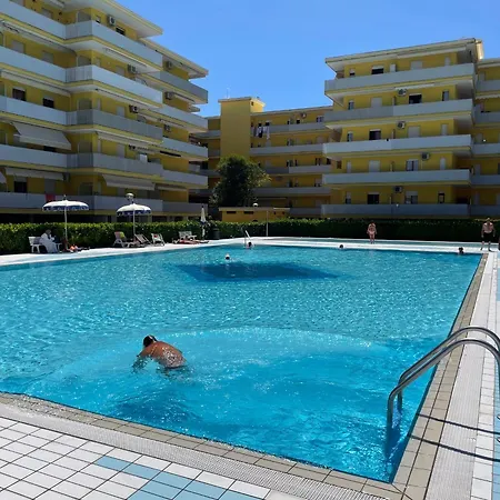 Apartment Relax And Enjoy In A Pool Paradise - Beahost